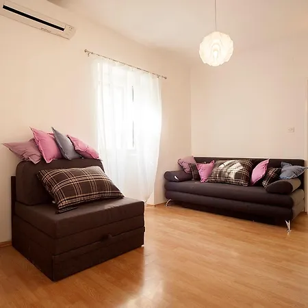 Dalmatian Garden - Free Parking - Centre